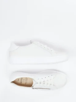 Solidus – Sneaker aus Kalbleder in Offwhite