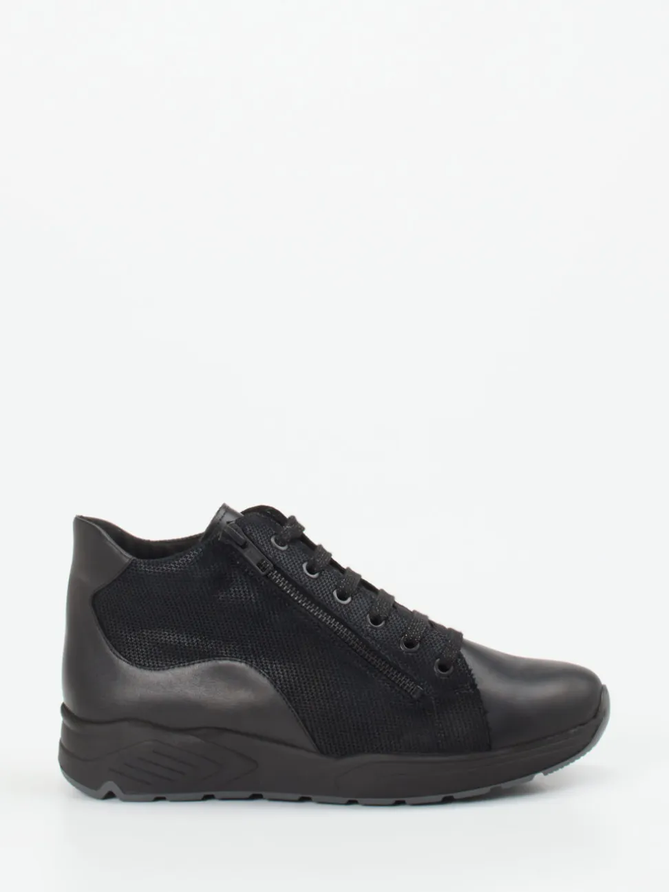 Solidus – Stiefelette aus geprägtem Leder schwarz