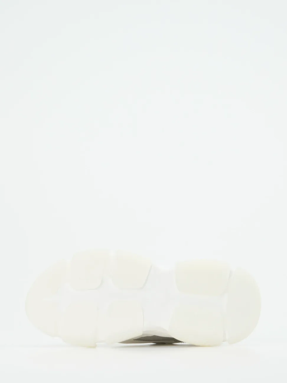 Steve Madden – Chunky Sneaker aus Metallicleder weiß