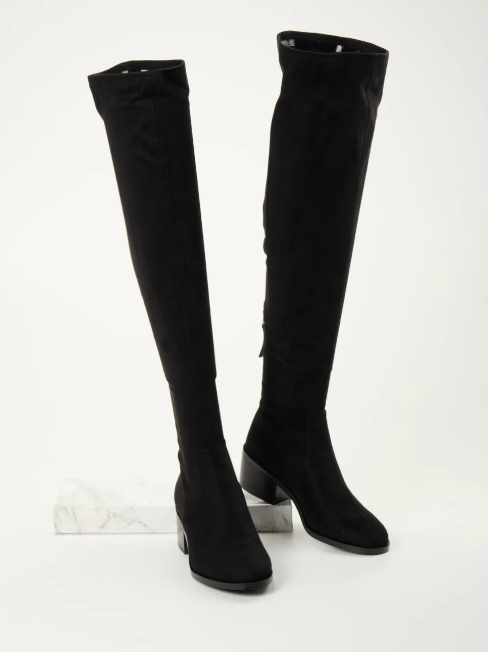 Steve Madden – Overknee-Stiefel aus Stretchvelours Schwarz