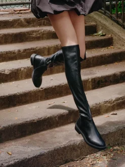 Steve Madden – Overknee-Stiefel aus veganem Glattleder Schwarz