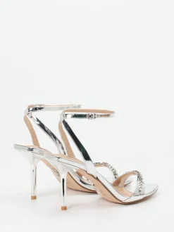 Steve Madden – Riemchensandale aus Metallicleder silber