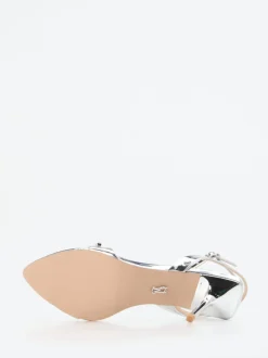 Steve Madden – Riemchensandale aus Metallicleder silber