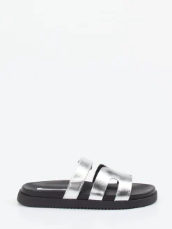 Steve Madden – Slides aus Synthetikleder in Silber