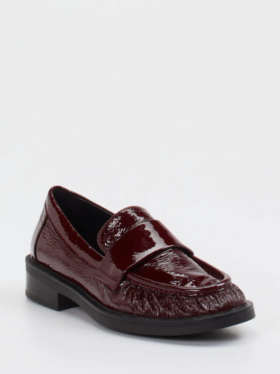 Strategia – Loafer aus Lackleder in Bordeauxrot