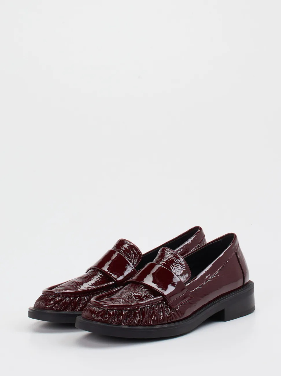 Strategia – Loafer aus Lackleder in Bordeauxrot