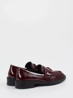 Strategia – Loafer aus Lackleder in Bordeauxrot