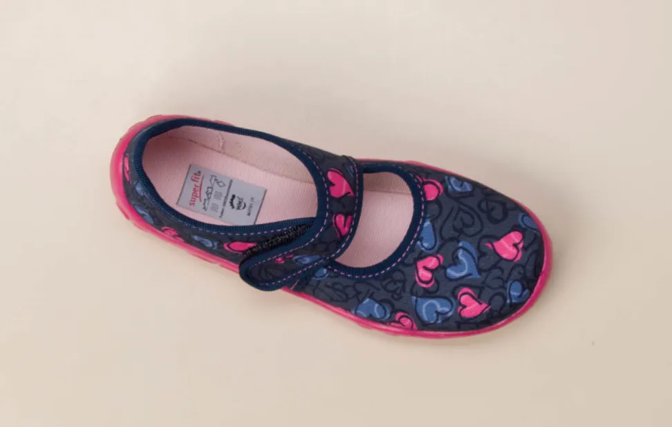 Superfit – Kinderhausschuh aus Textil mit Herzmuster