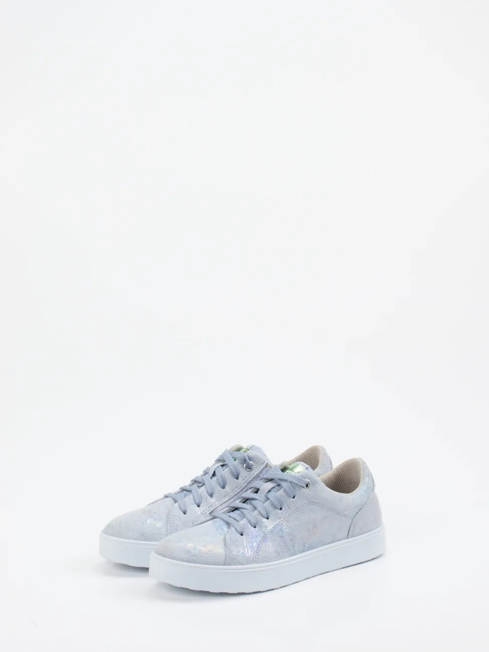 Superfit – Sneaker aus Veloursleder Pastellblau