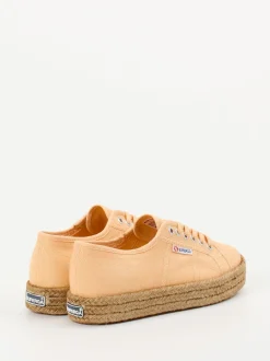 Superga – Plateau-Sneaker aus Canvas in Orange