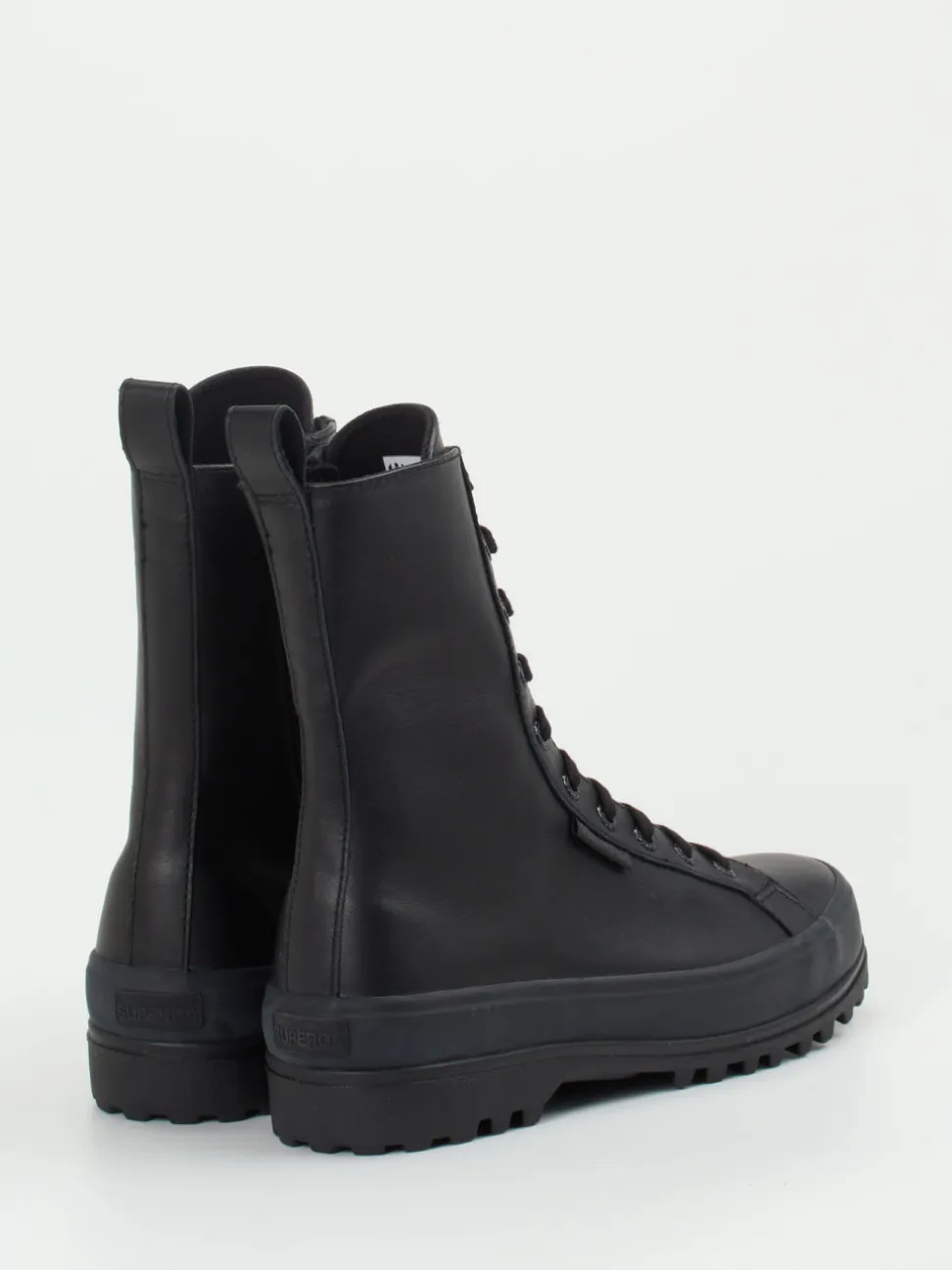 Superga – Schnürboots aus Kalbleder schwarz