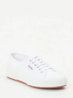 Superga – Sneaker aus Canvas in Weiß