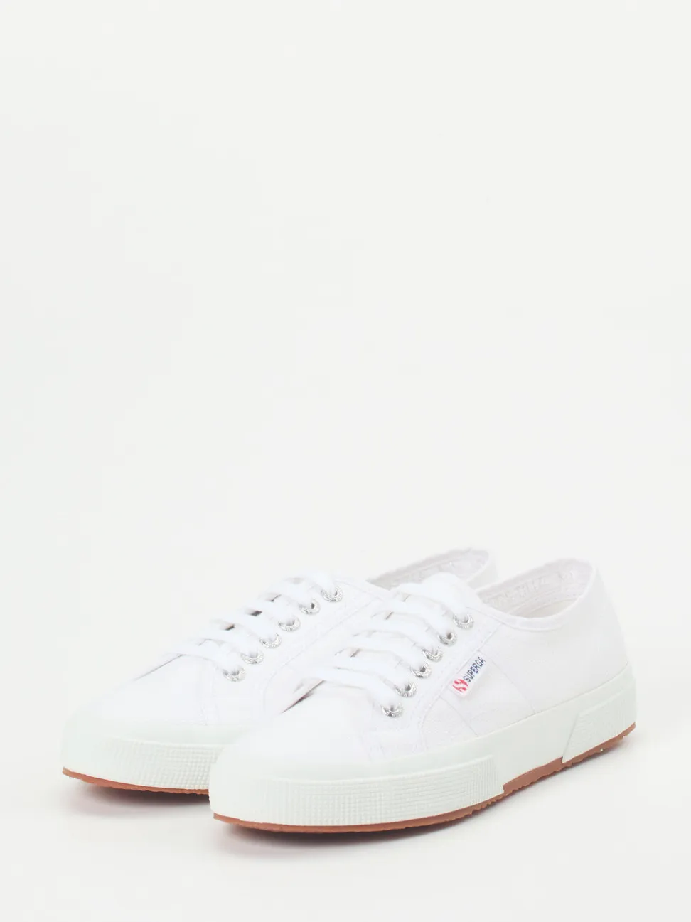 Superga – Sneaker aus Canvas in Weiß