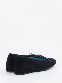 Thierry Rabotin – Keilballerinas aus Veloursleder Dunkelblau