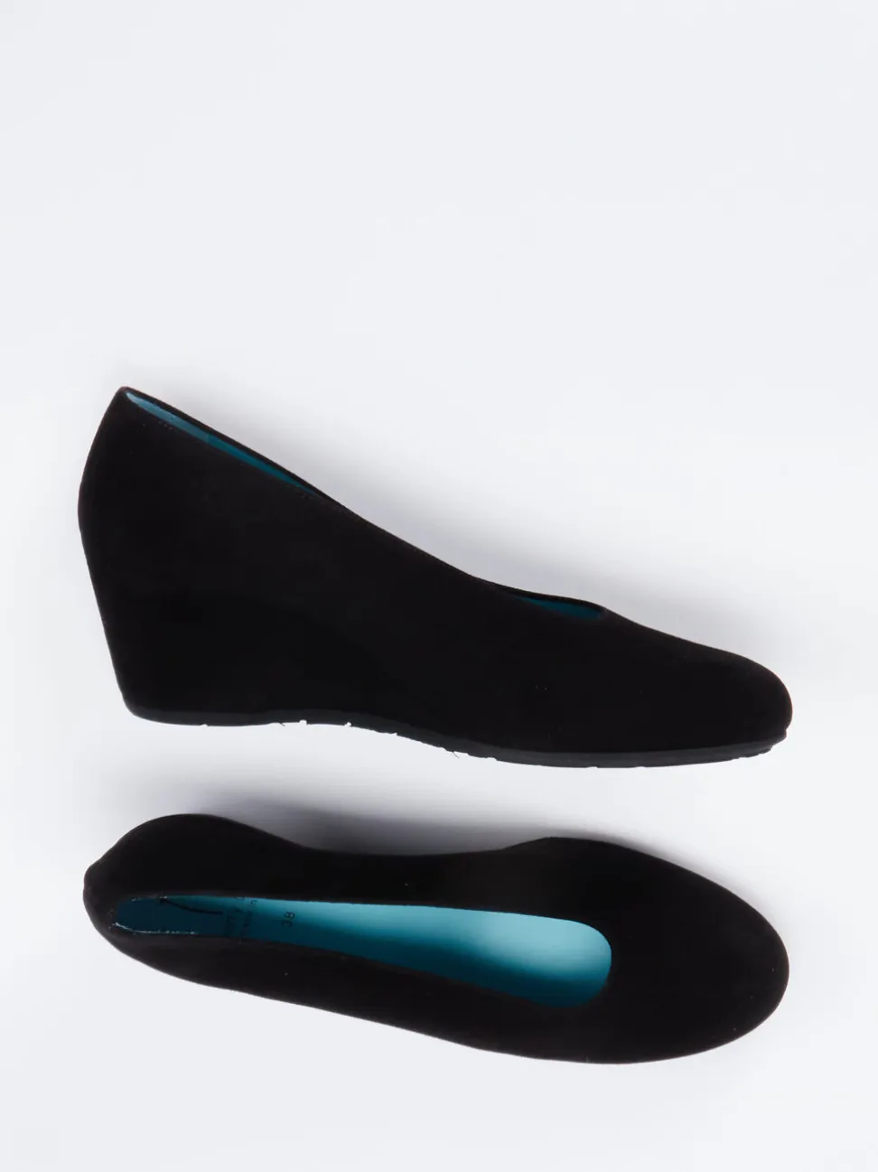 Thierry Rabotin – Keilpumps aus Veloursleder schwarz