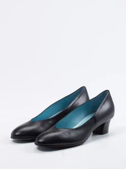 Thierry Rabotin – Pumps aus Lammleder in Blau