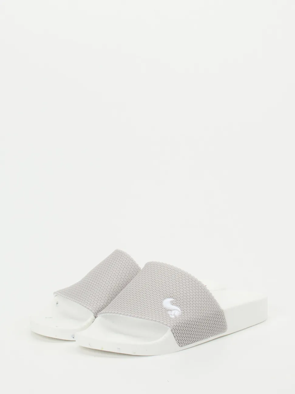 Thies – Badepantolette aus Textil in Hellgrau