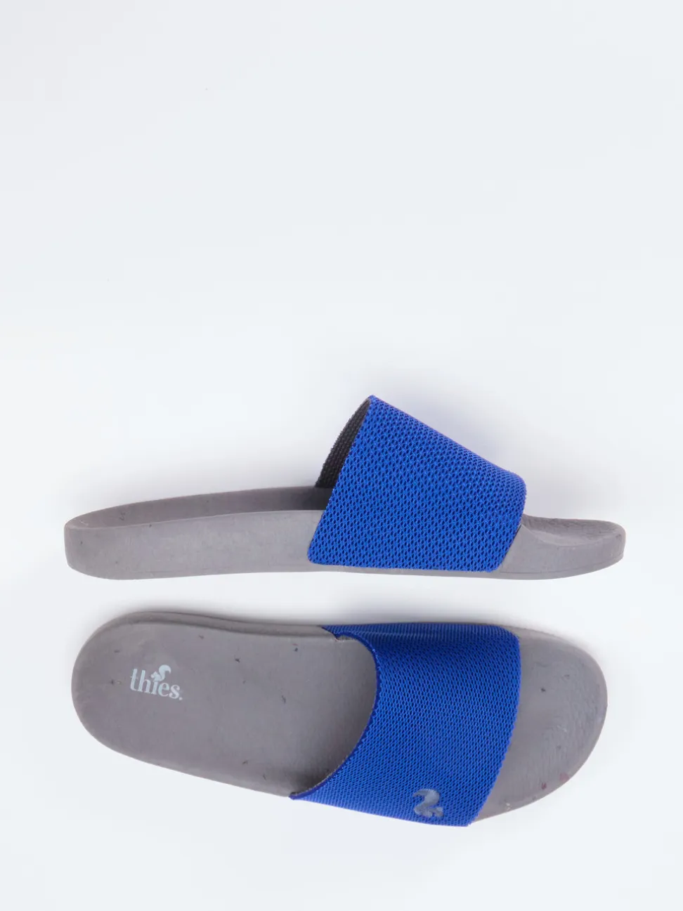 Thies – Badeschlappe aus Textil in Kobaltblau