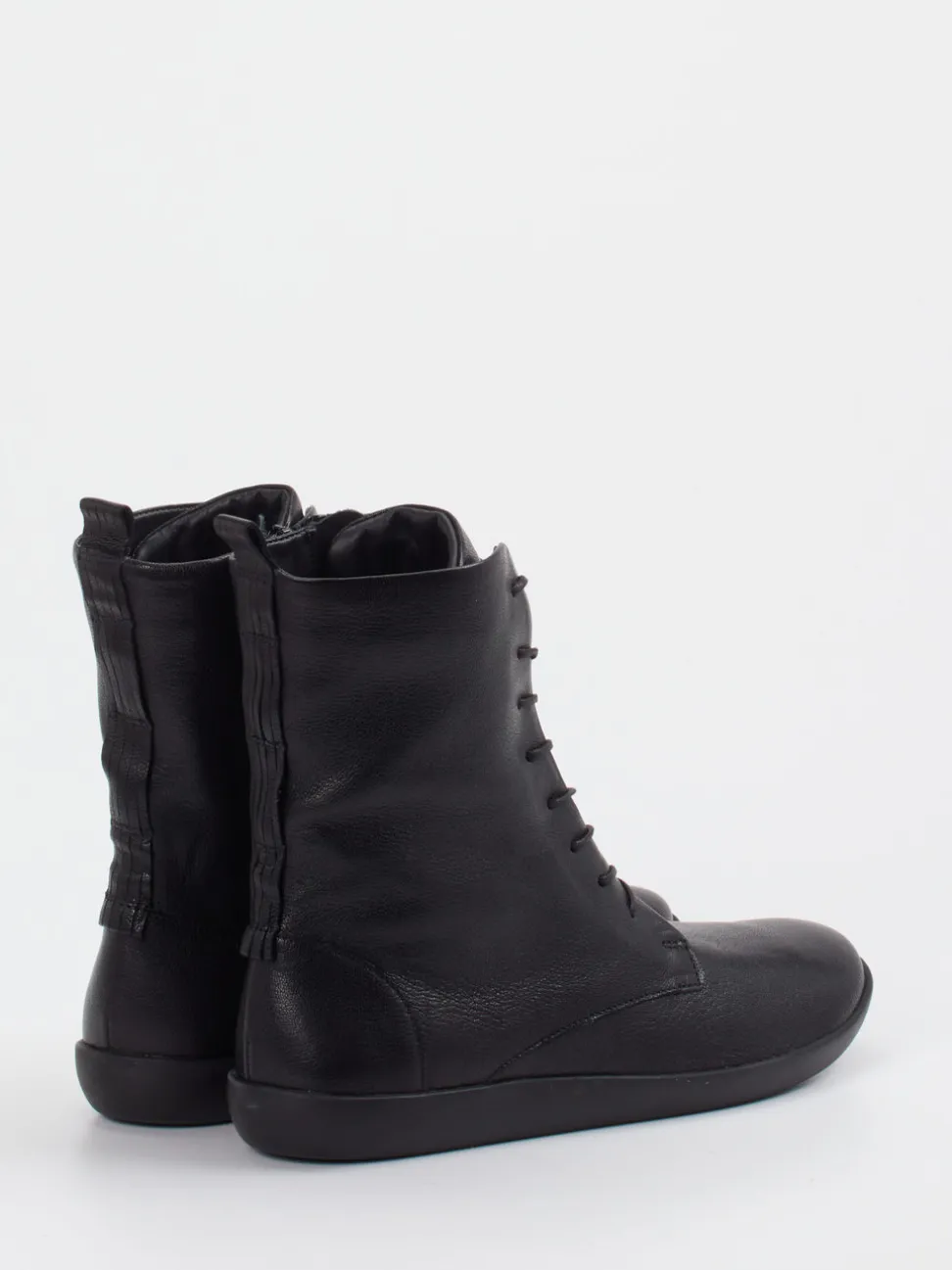 Think – Schnür-Boots aus Ziegenleder schwarz