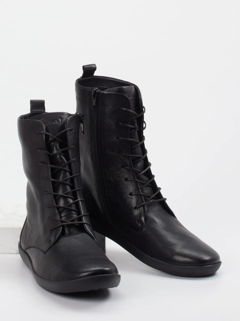 Think – Schnür-Boots aus Ziegenleder schwarz