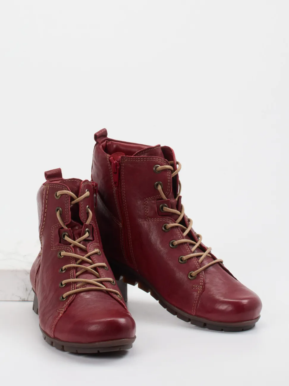Think – Schnürboots aus Ziegenleder weinrot