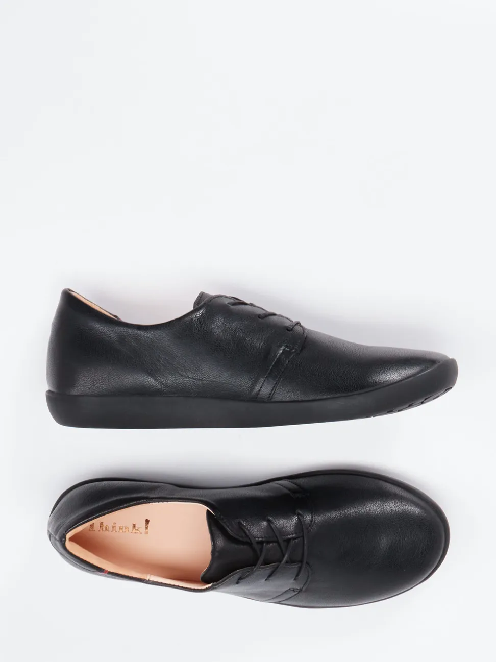 Think – Schnürschuh aus Lammleder Schwarz