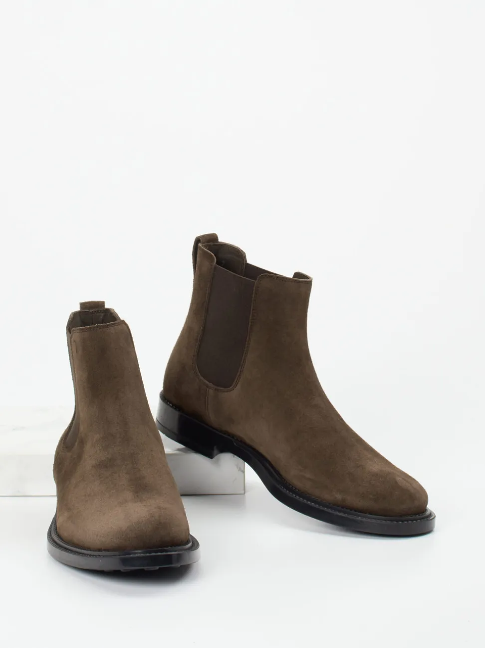 Tod's – Chelsea Boots aus Veloursleder dunkelbraun