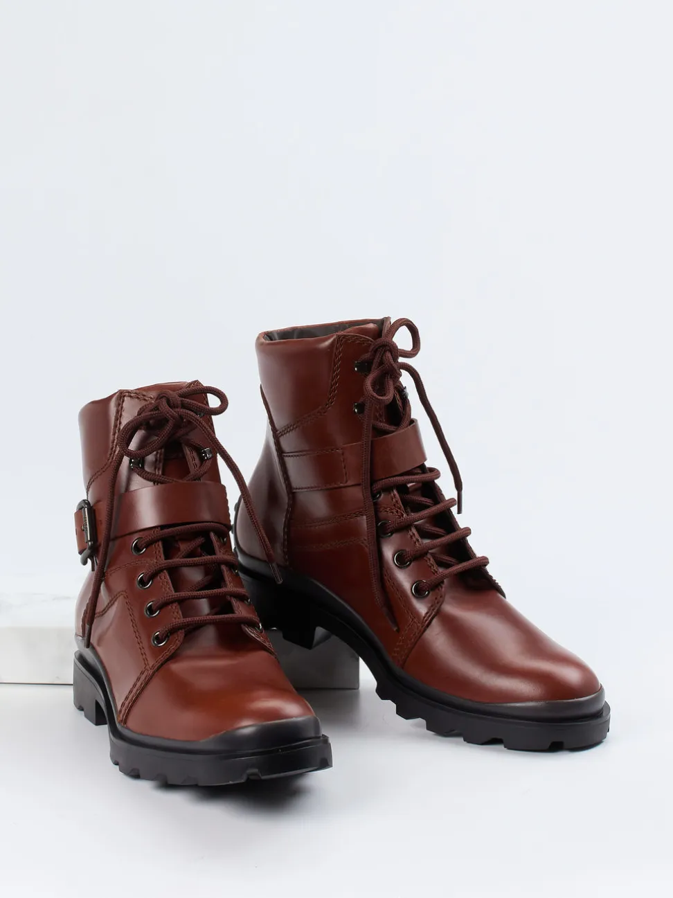 Tod's – Combat Boots aus Kalbleder kastanienbraun