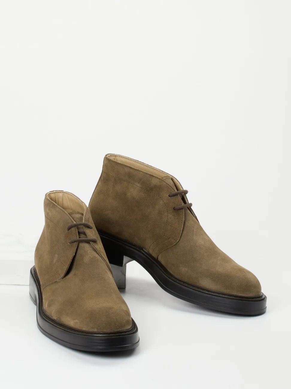 Tod's – Desert Boots aus Veloursleder schlammbraun