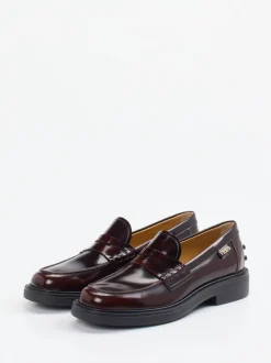 Tod's – Loafer aus Hochglanzleder in Burgunder