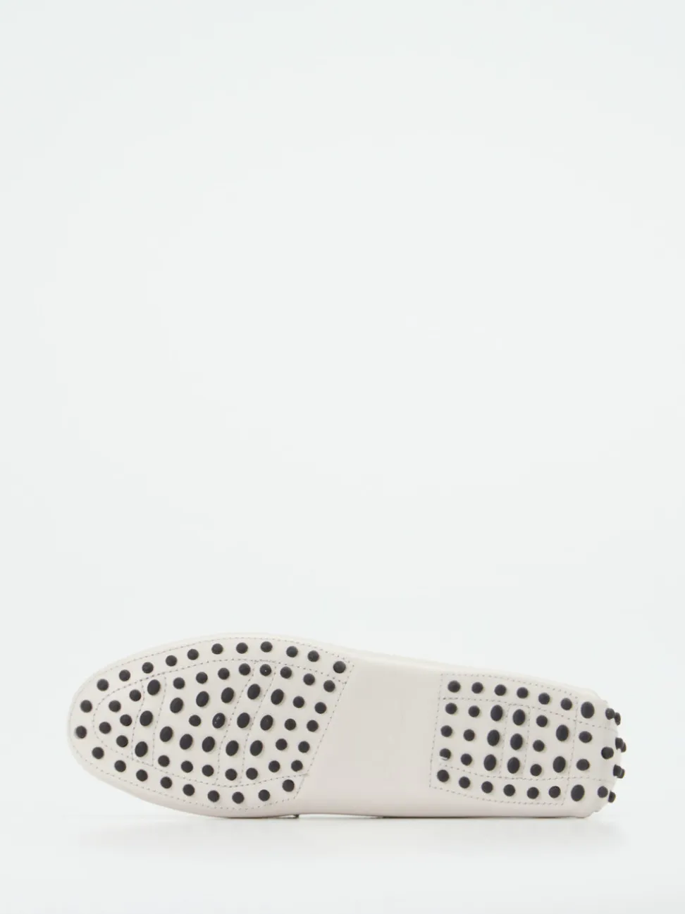 Tod's – Loafer aus Kalbleder mit Goldkette
