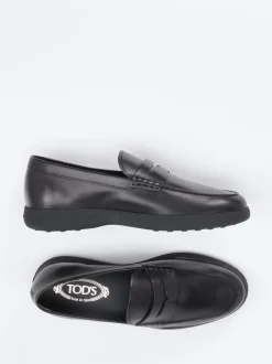 Tod's – Loafer aus Kalbleder in Schwarz