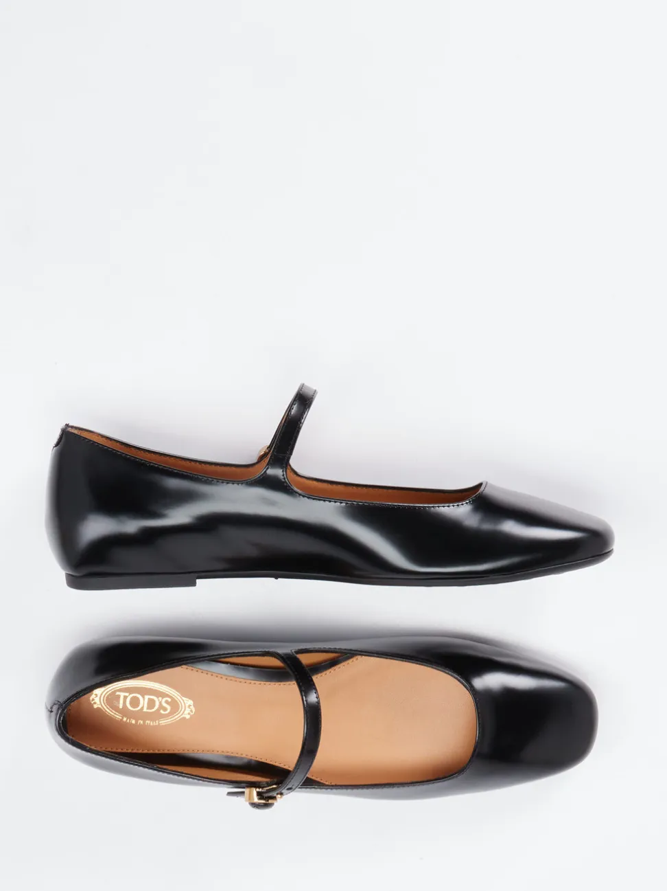 Tod's – Mary Jane Ballerinas aus Hochglanzleder schwarz