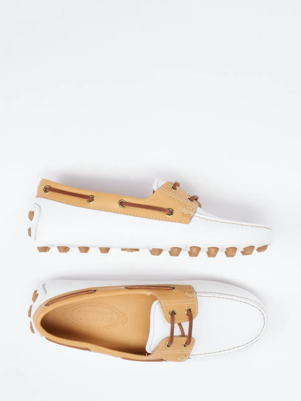 Tod's – Mokassin aus Kalbleder weiß genarbt