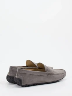 Tod's – Mokassin aus Veloursleder in Steingrau