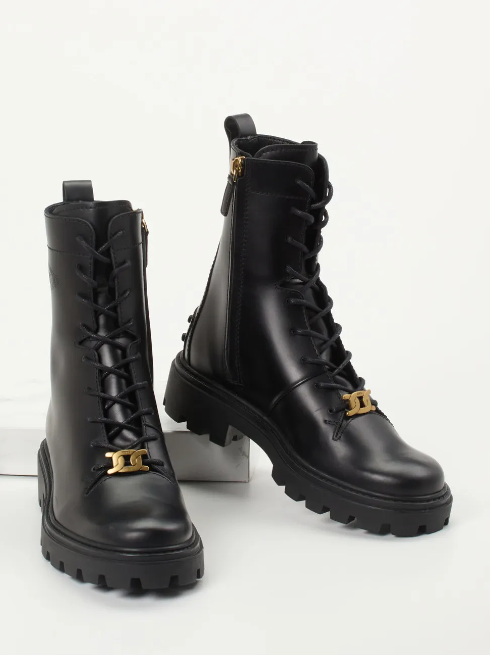 Tod's – Schnür-Boots aus Kalbleder Schwarz