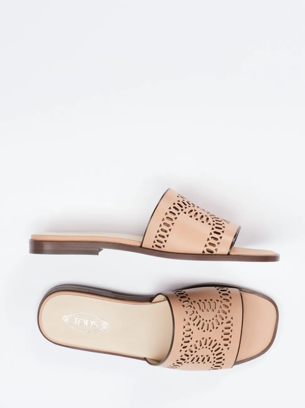 Tod's – Slides aus Kalbleder in Nude