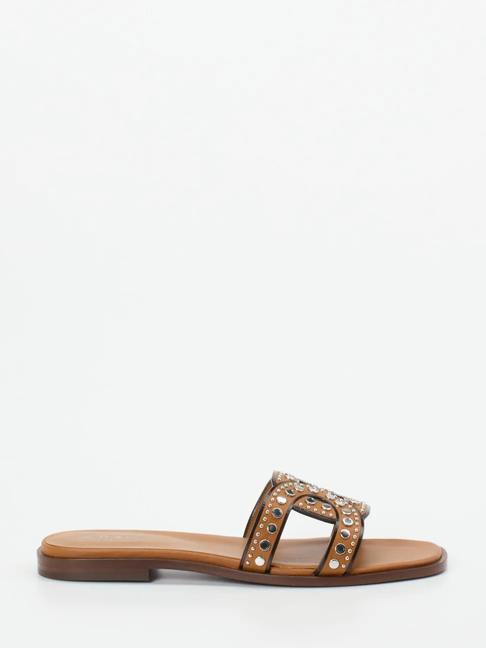 Tod's – Slides aus Kalbleder mit Nietenbesatz