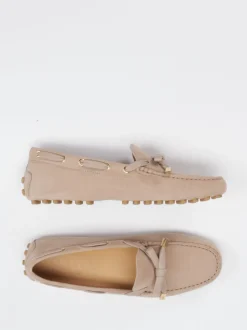 Tod's – Slipper aus Veloursleder in Beige