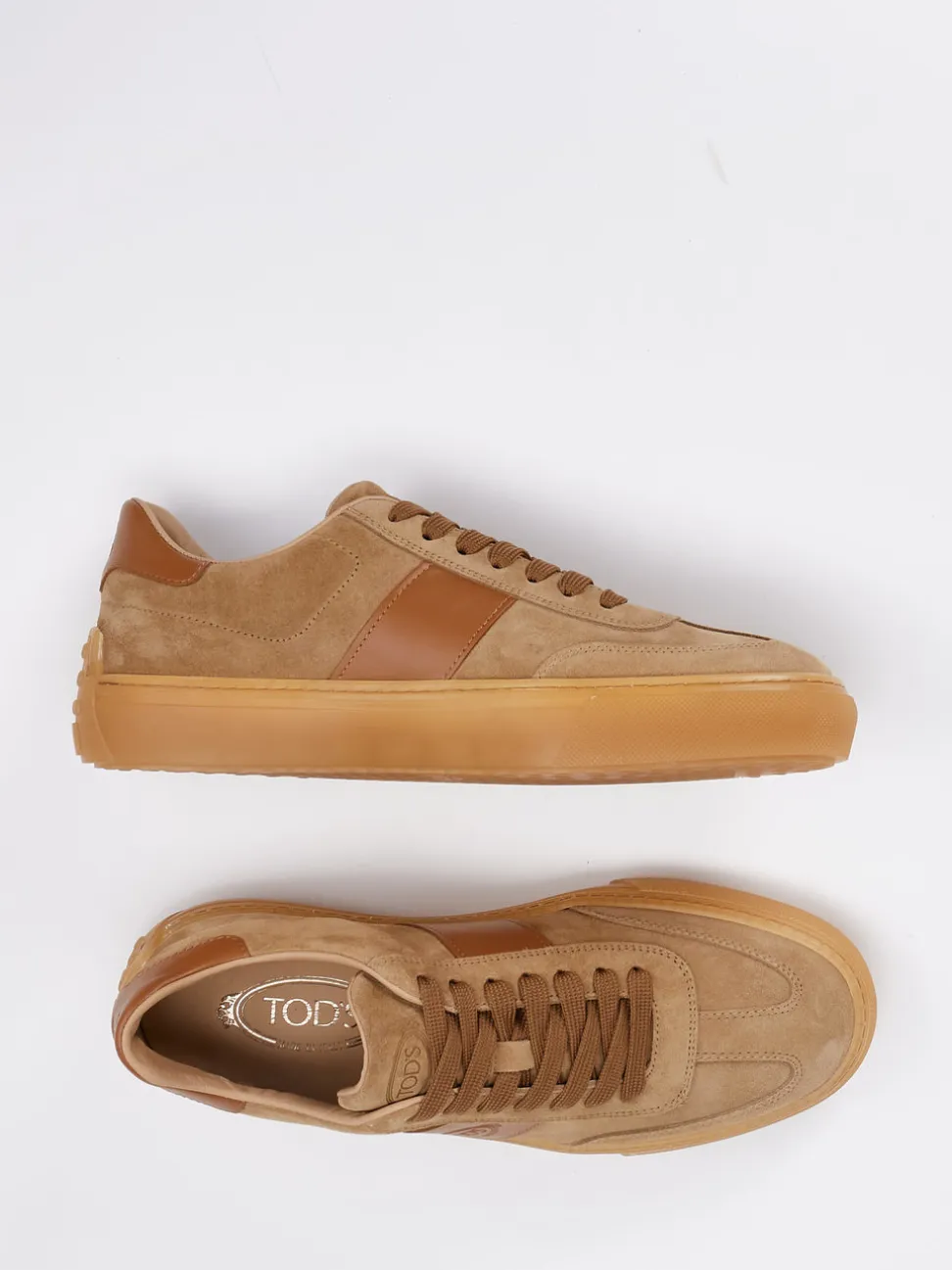 Tod's – Sneaker aus Veloursleder in Sandbeige