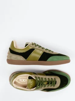 Tod's – Sneaker aus Veloursleder in Grüntönen