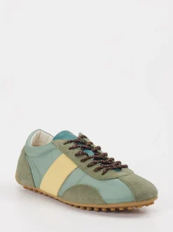 Tod's – Sneaker aus Veloursleder in Salbeigrün