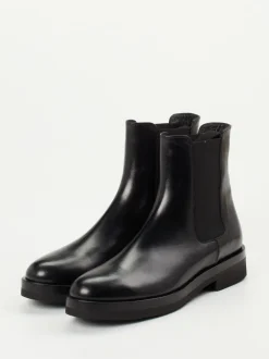 Truman's – Chelsea Boots aus Kalbleder schwarz glänzend