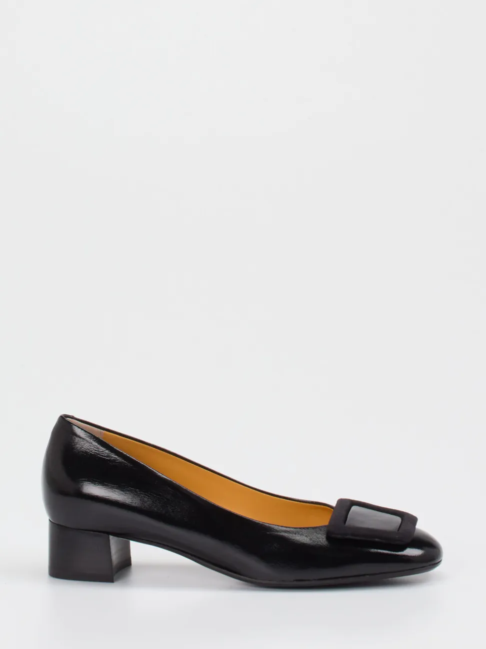 Truman's – Pumps aus Lackleder mit Zierschnalle