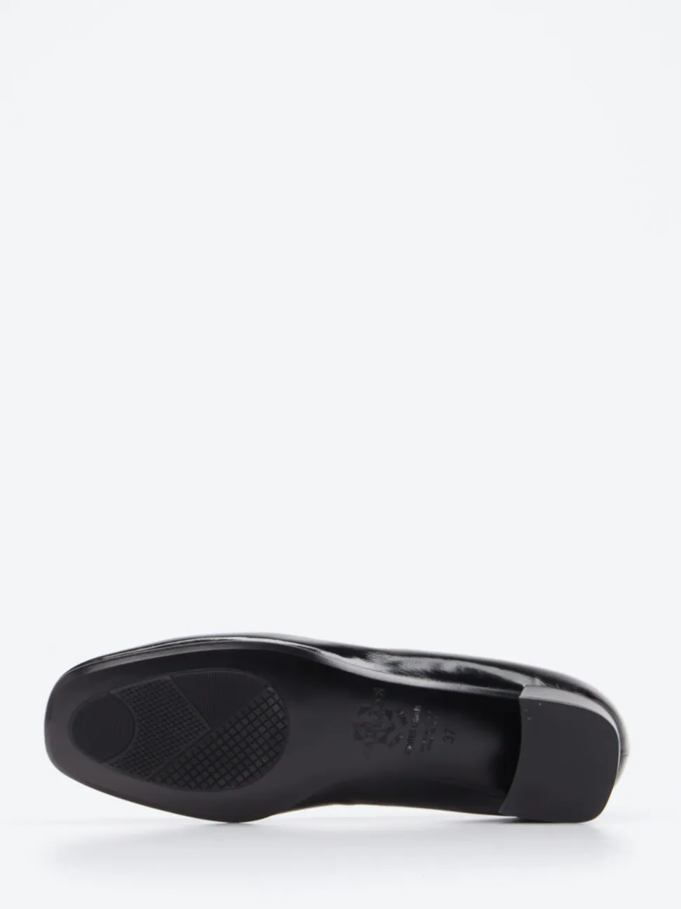 Truman's – Pumps aus Lackleder mit Zierschnalle