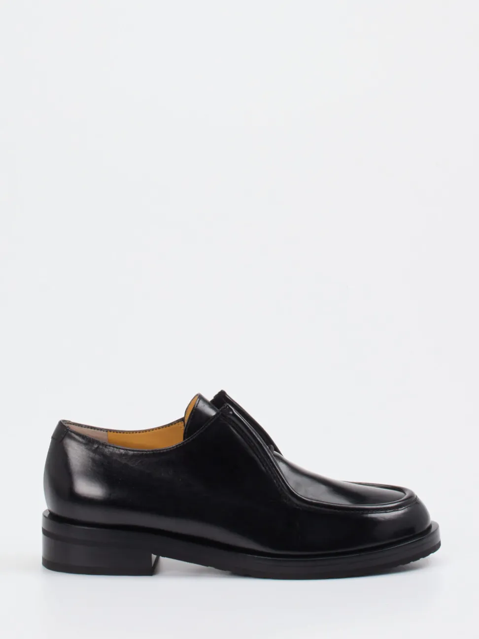 Truman's – Schnürschuh aus Kalbleder schwarz glänzend
