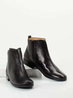 Truman's – Stiefelette aus glänzendem Lammleder schwarz