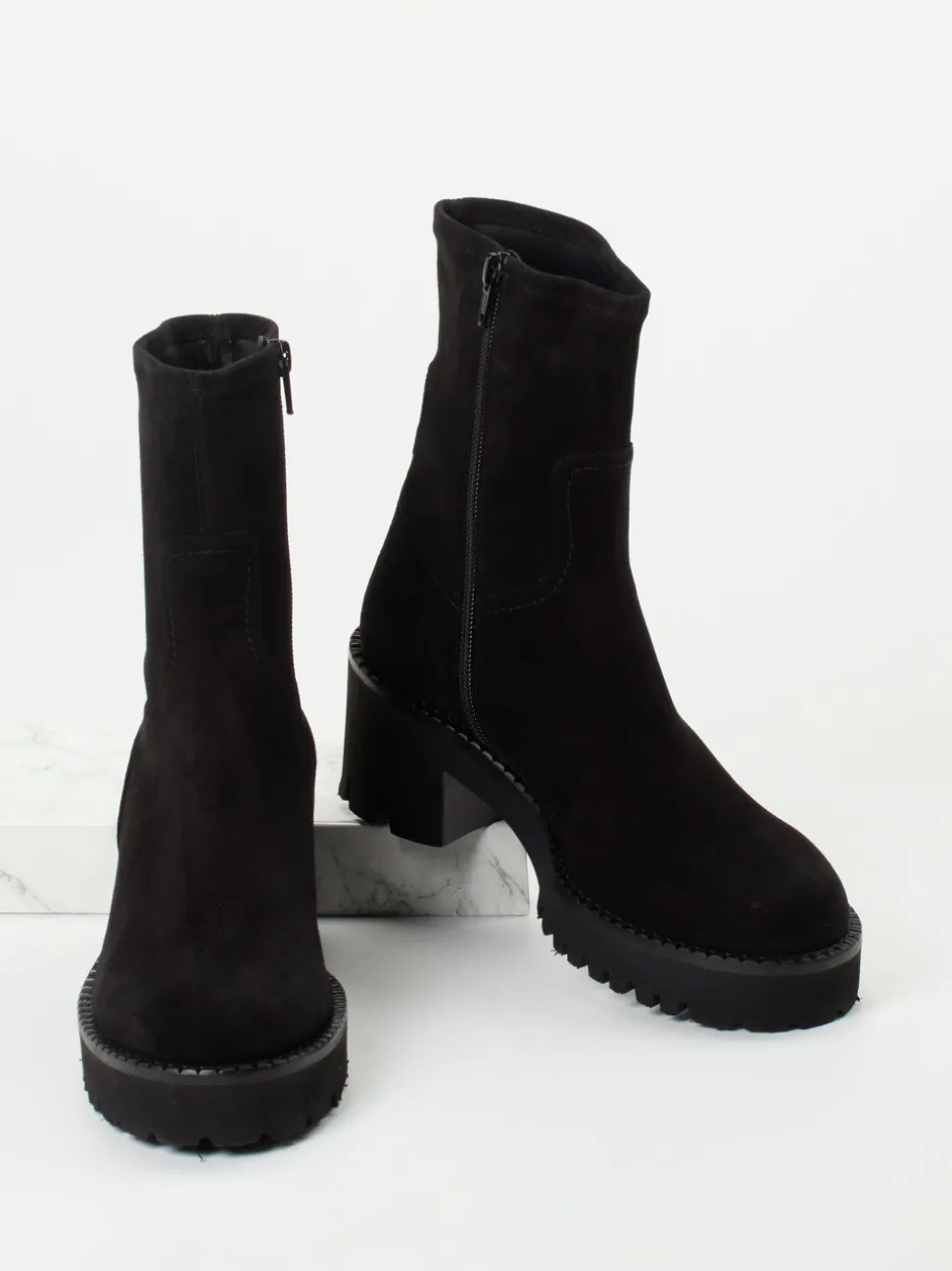 Truman's – Stiefeletten aus Veloursleder schwarz