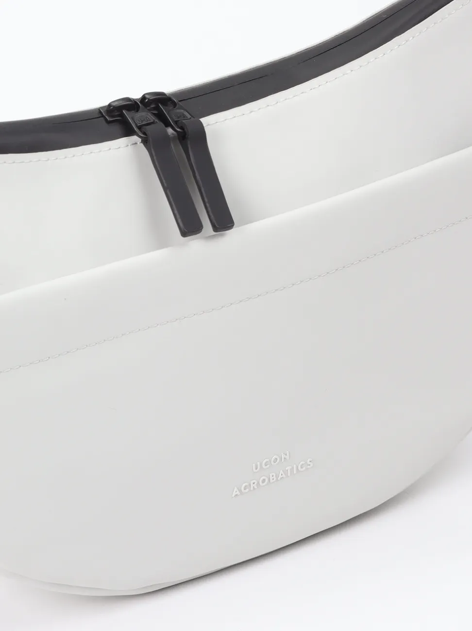 Ucon Acrobatics – Crossbody Bag