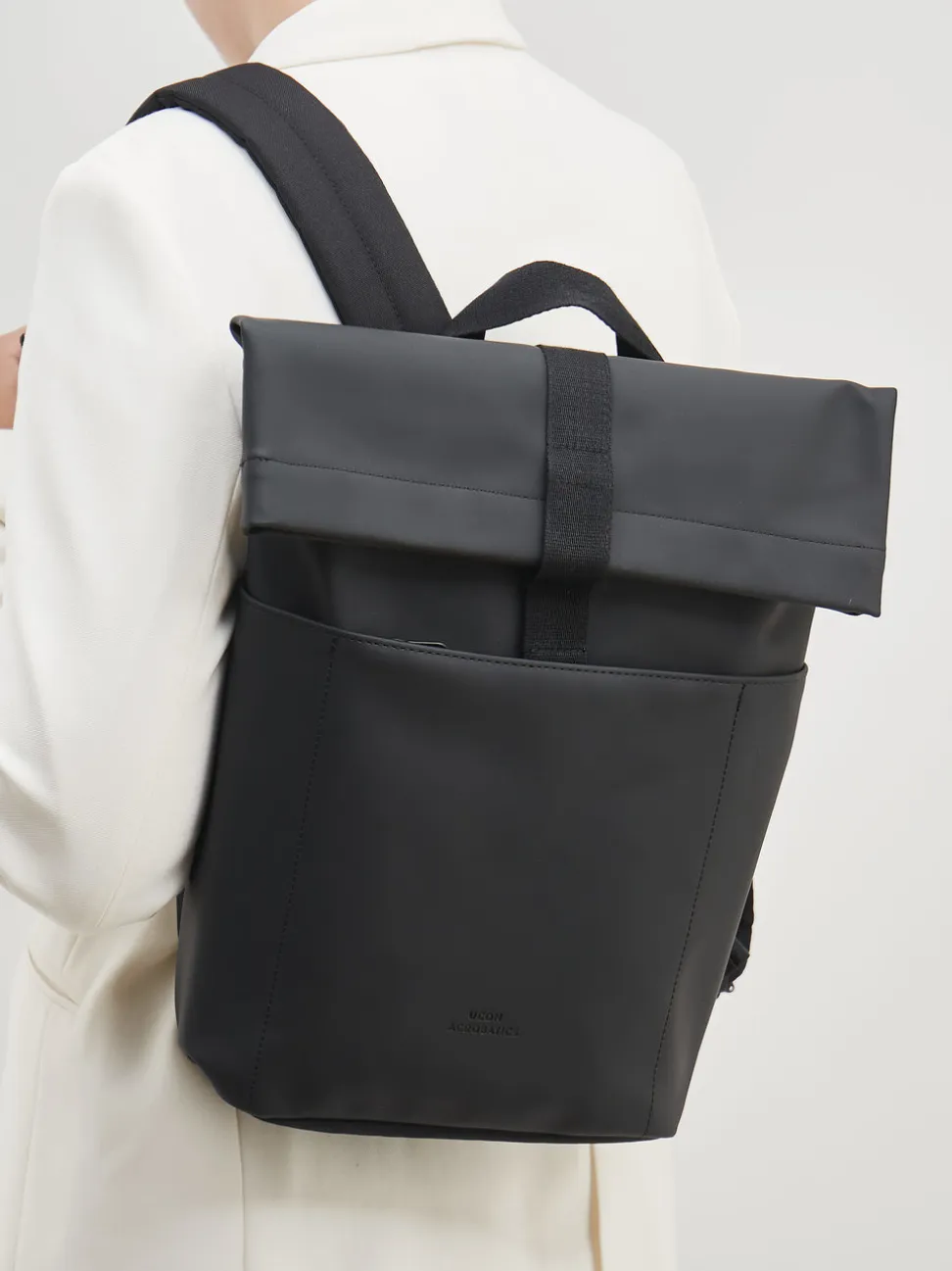 Ucon Acrobatics – Rolltop-Rucksack aus Textil schwarz